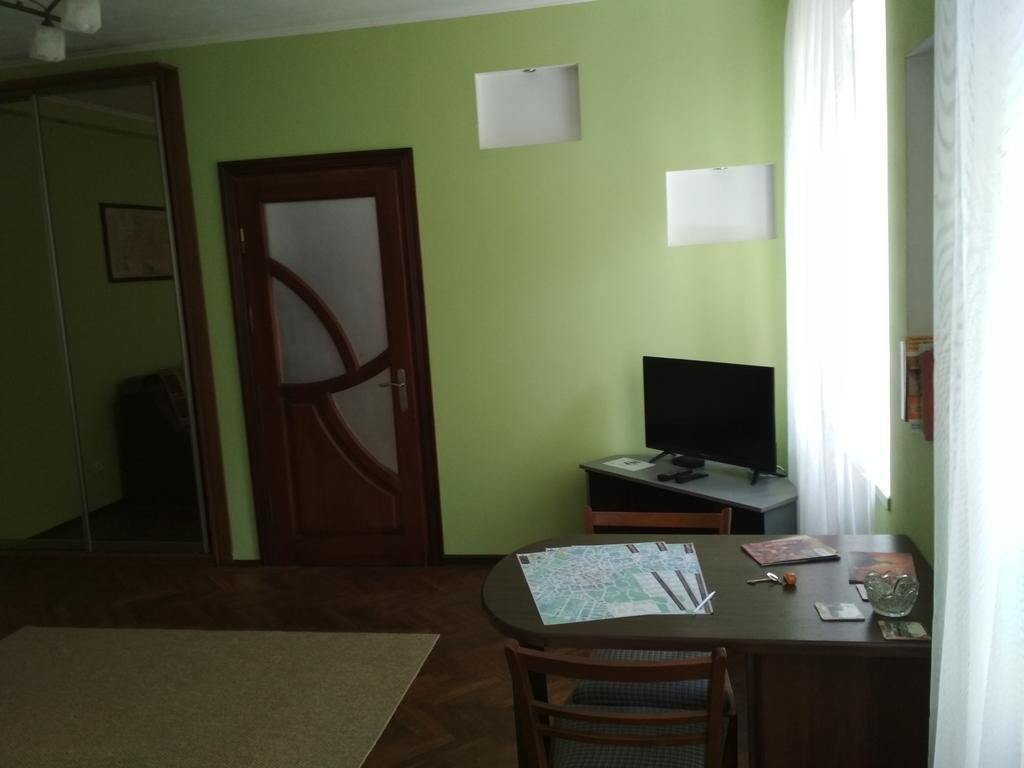 Like A Local Apartment Lviv Luaran gambar